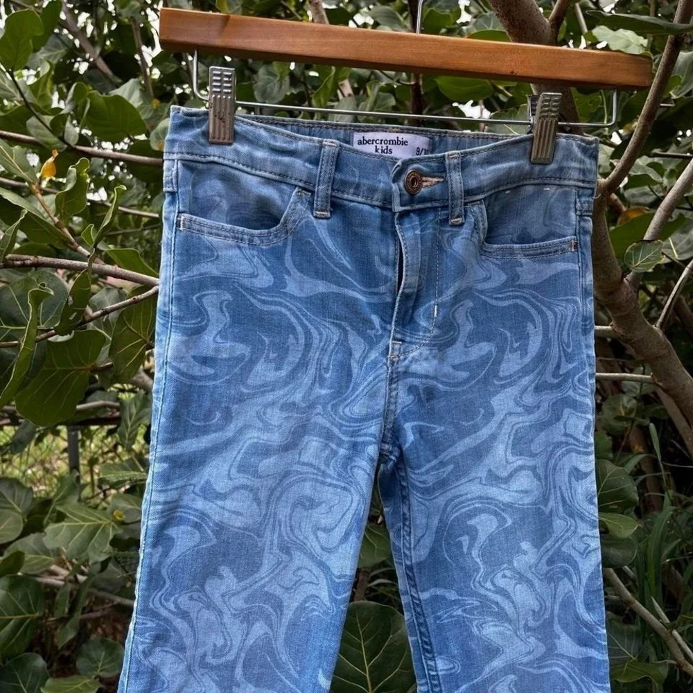 Kids high rise flare Abercrombie 9/10 denim jeans waves swirl pattern - Picture 3 of 6